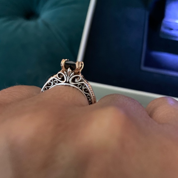 Rare and Goregous Black Diamond Ring 14K White & Rose Gold - Picture 7 of 9